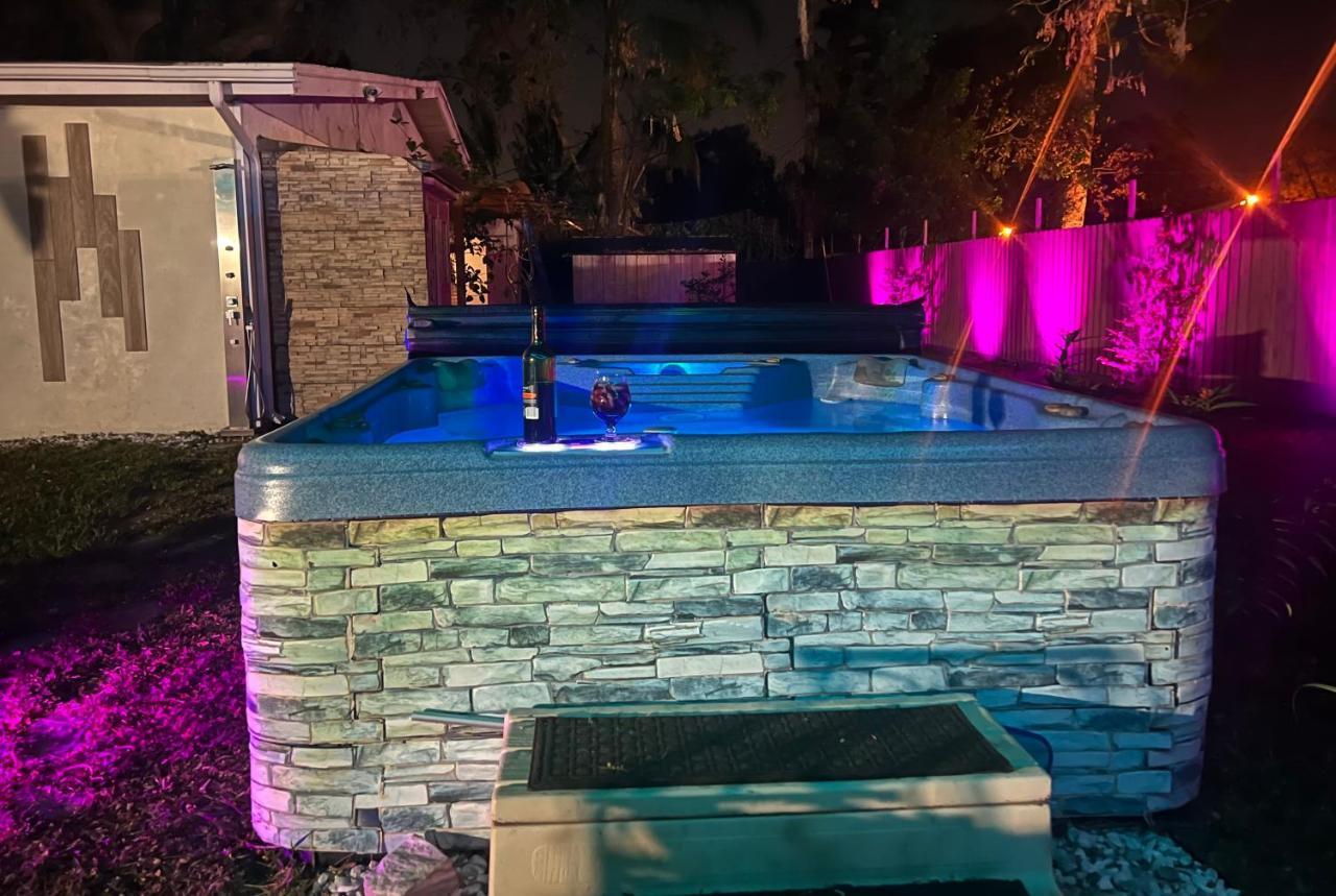 Close To Beaches With Hot Tub And Large Garden Sarasota Eksteriør billede